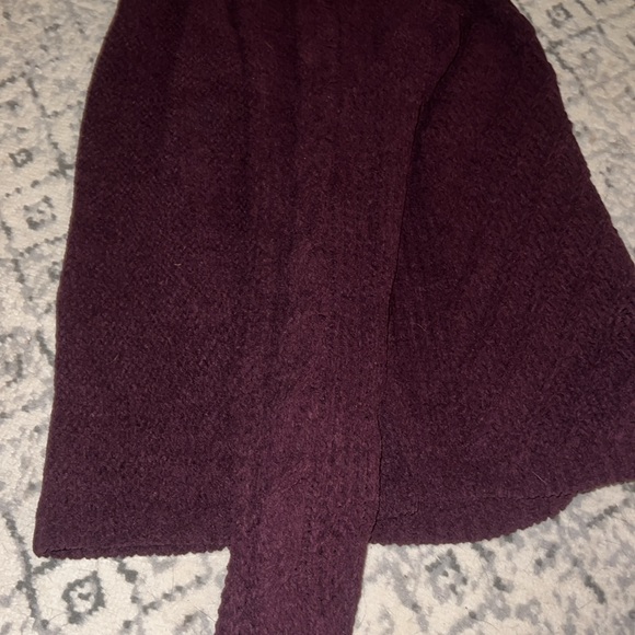 Large Azur Knitted Plum Sweater.  New without Tags. - Picture 4 of 10